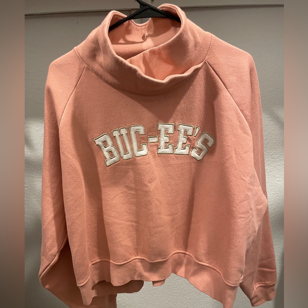 Buc-ees 2XL Cropped Sweatshirt with Cowl Neck